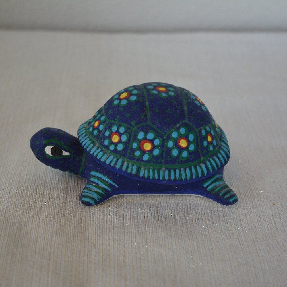 Hand Painted tropical sea turtle ceramic trinket ring box Floral design pattern